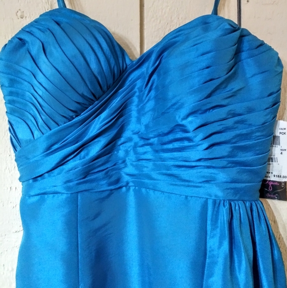 BNWT Strapless Peacock Blue Formal - Picture 2 of 8